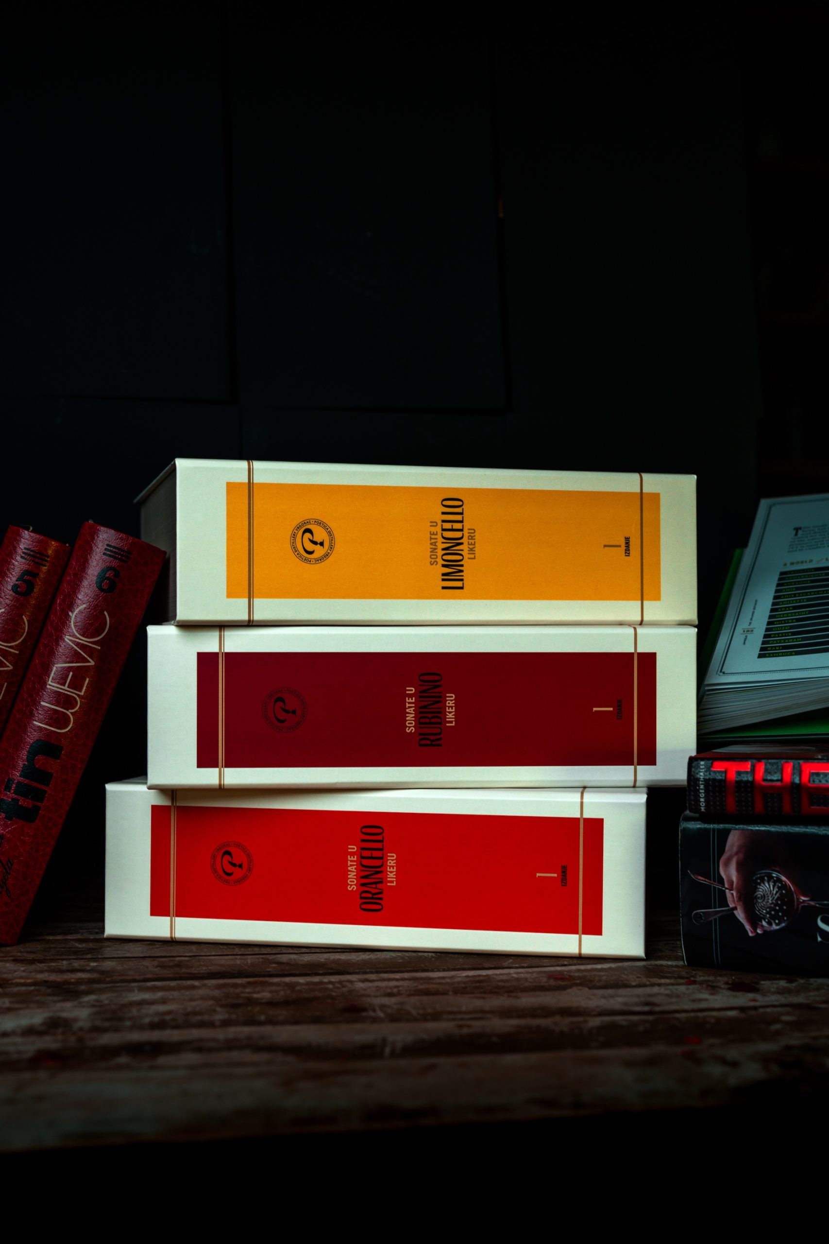 Poetica-likeri-box2-scaled
